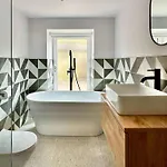 Luxury Group Retreat In The Yorkshire Dales
